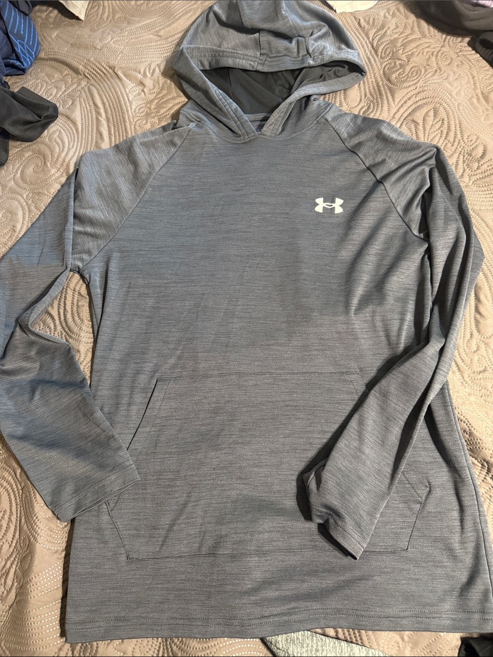 Under Armour Gray Hooded Pullover Sweatshirt
